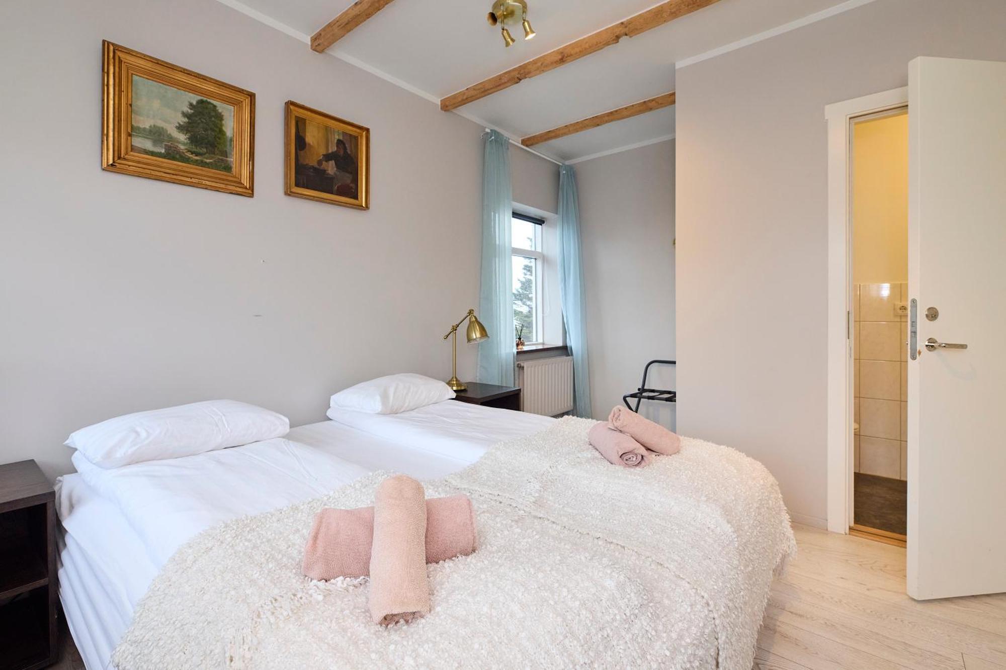 Englendingavik Homestay Borgarnes Exteriör bild