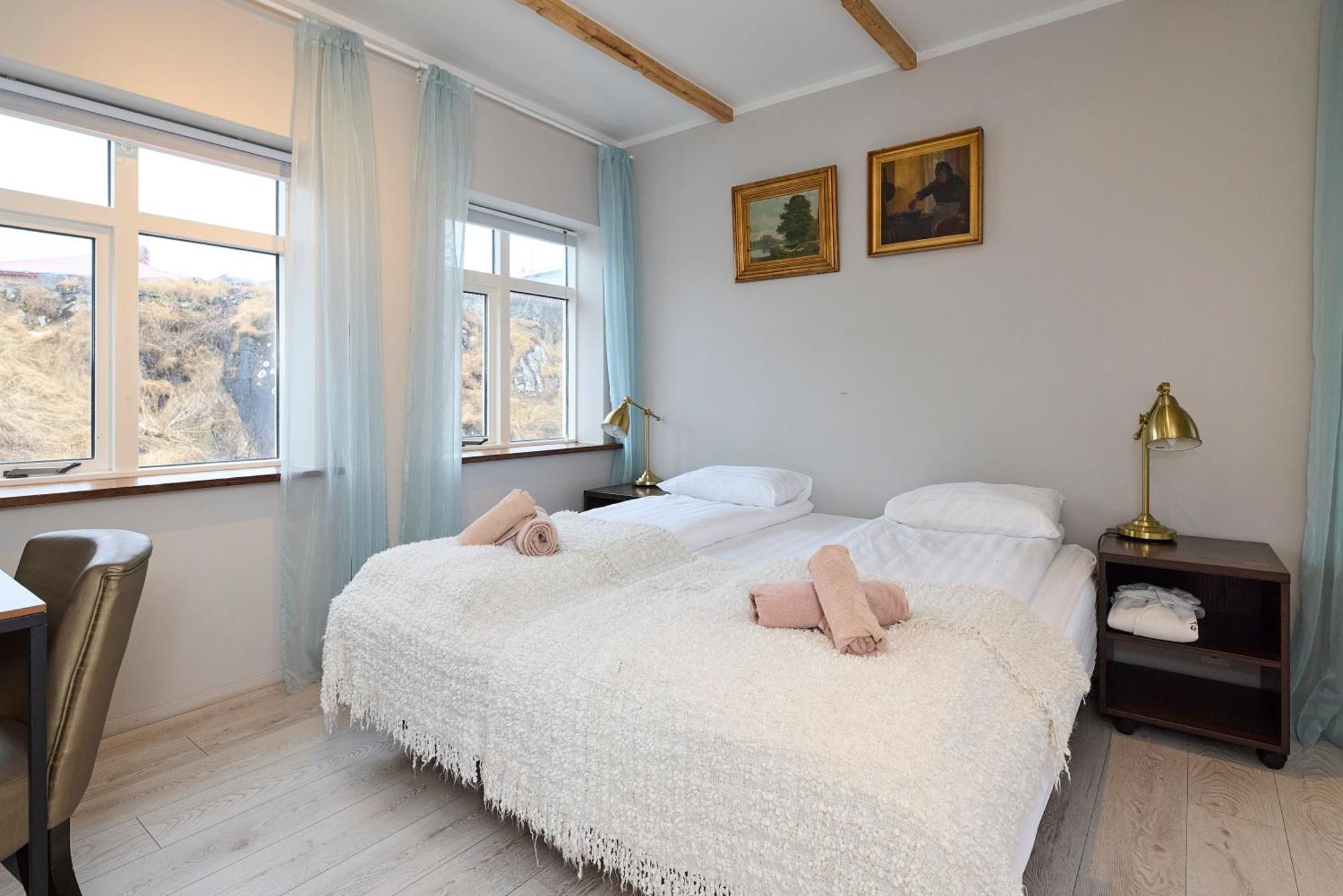 Englendingavik Homestay Borgarnes Exteriör bild