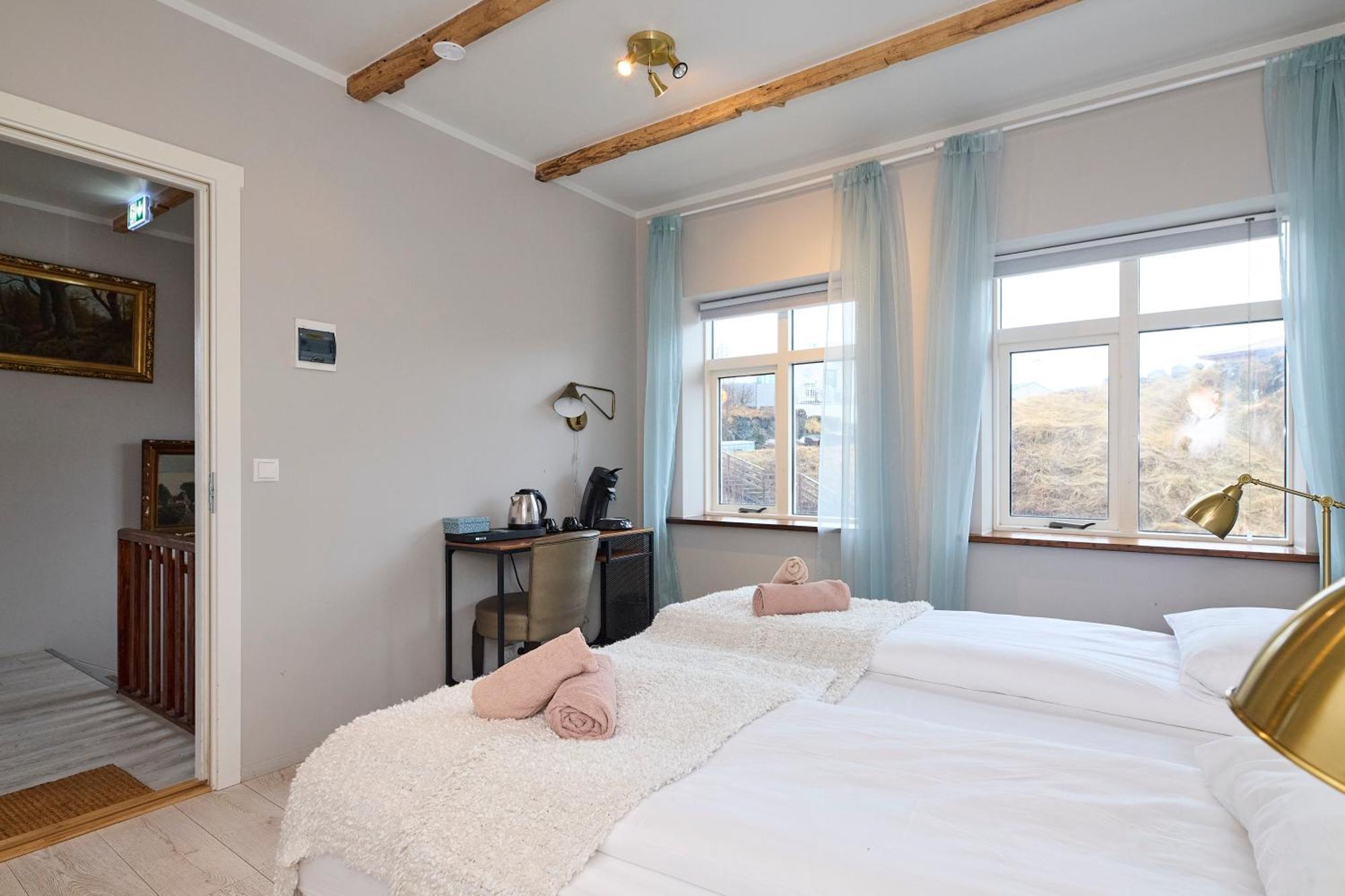 Englendingavik Homestay Borgarnes Exteriör bild